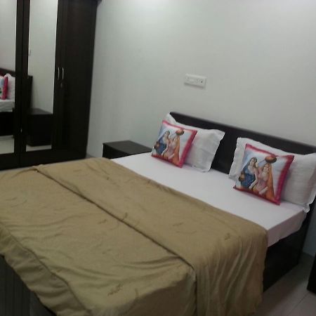 Arista Service Apartments Andheri มุมไบ ภายนอก รูปภาพ