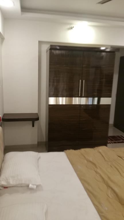 Arista Service Apartments Andheri มุมไบ ภายนอก รูปภาพ