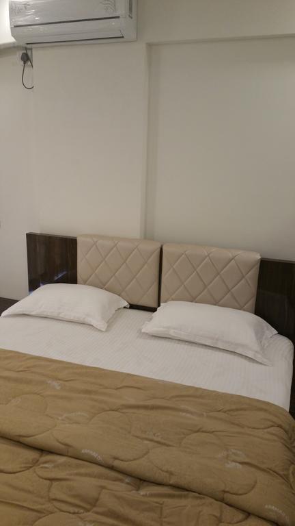 Arista Service Apartments Andheri มุมไบ ภายนอก รูปภาพ